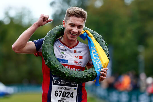 Vinnare i M22 10 km Valter Pettersson OK Tisaren