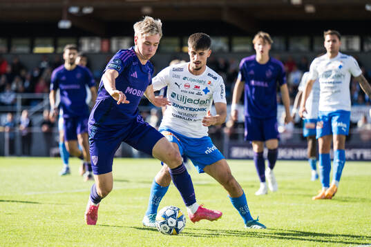 Djurgårdens Santeri Haarala och Värnamos Emin Grozdanic