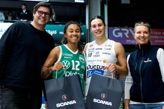 Södertäljes Madison Griggs och Luleås Mehryn Kraker