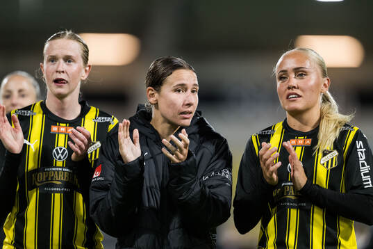 Häckens Emma Östlund, Tabby Tindell och Alva Selerud