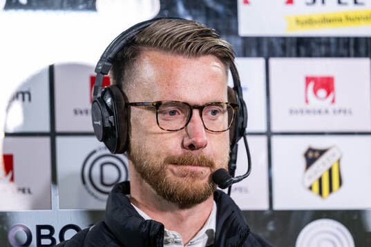 Växjö DFFs tränare Olof Unogård