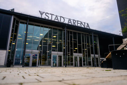 Exteriör av Ystad Arena