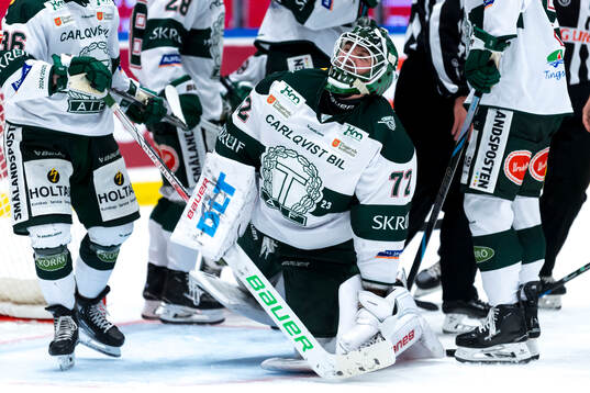 Tingsryds målvakt Pontus Eltonius deppar