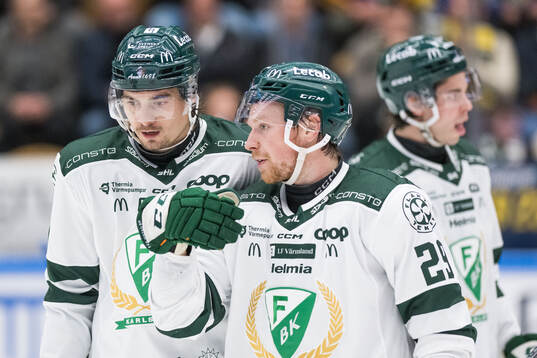 Färjestads David Tomasek och Oskar Steen