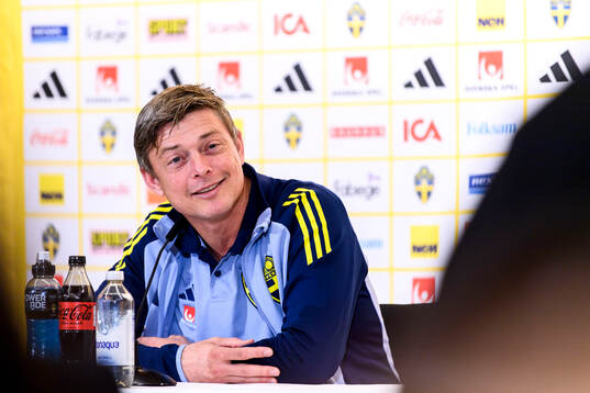 Head coach Jon Dahl Tomasson of the Swedish men's football