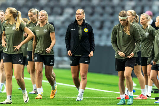 Cathinka Tandberg of Hammarby at a training session