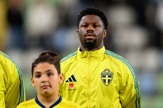 Emmanuel Ekong of Sweden