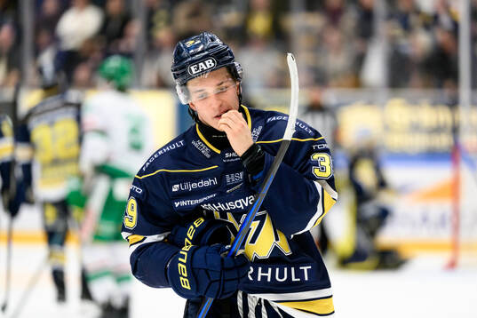 HV71s Jamiro Reber deppar