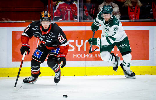 Örebros Patrik Puistola och Färjestads Axel Bergkvist