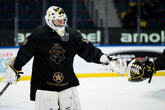 AIKs målvakt Victor Brattström