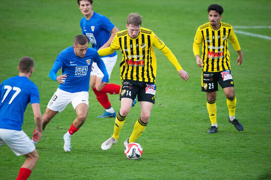 IFK Hässleholms Hugo Arvidsson  i matchen i division 2