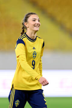 Rona Krasniqi of Sweden celebrates