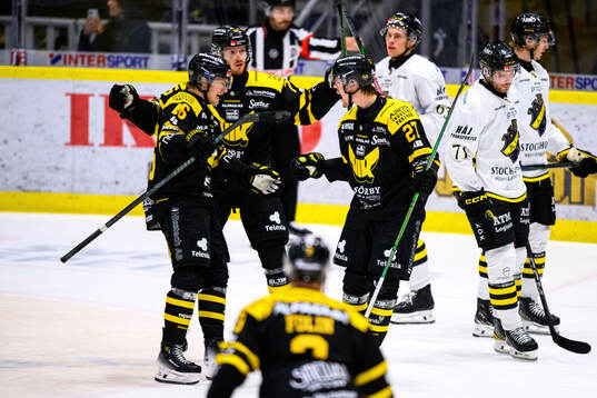Västerås Carl Jakobsson jublar