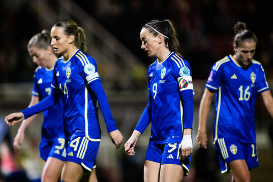 Nathalie Björn, Kosovare Asllani and Filippa Angeldahl of
