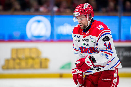 Timrås Emil Pettersson har ont