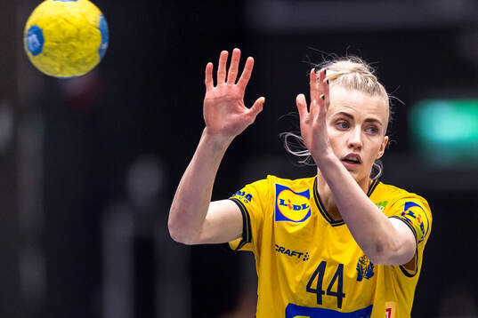 Daniela de Jong of Sweden