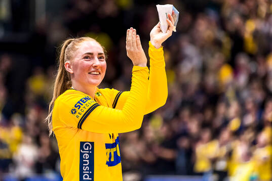 Sofia Hvenfelt of Sweden celebrates