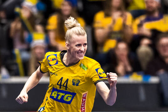 Daniela de Jong of Sweden celebrates