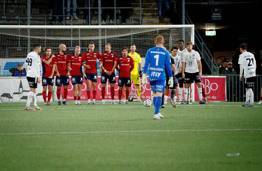 Örebros Ahmed Yasin, målvakt Malte Påhlsson och Linus