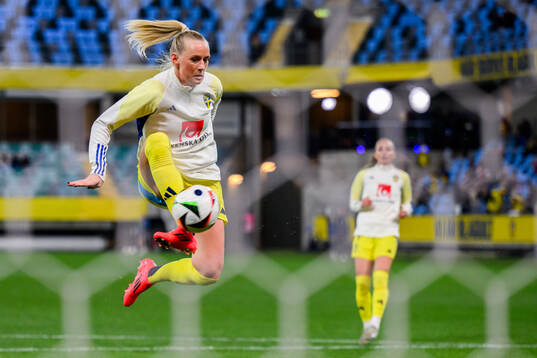 Stina Blackstenius of Sweden