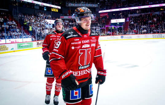 Örebros Patrik Karlkvist jublar vid 1-0