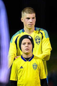 Niko Grgic Sallanto of Sweden at lineup