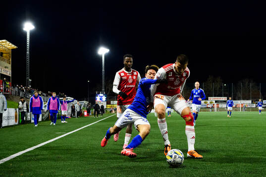 GIF Sundsvalls Taiki Kagayama och Sandvikens IFs Zinedin