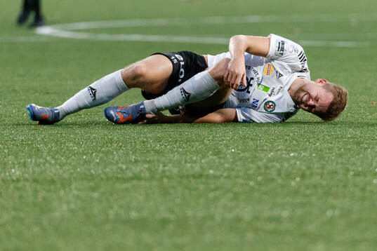 Örebros Niclas Bergmark har ont