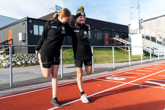 Västergötlands spelare värmer upp