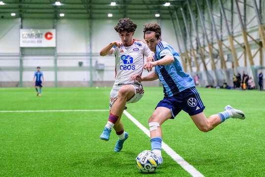 Vålerengas Wahib Fadil och Djurgårdens Christian Burman