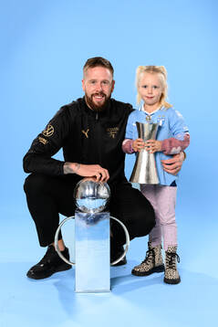 Malmö FFs Pontus Jansson med dotter