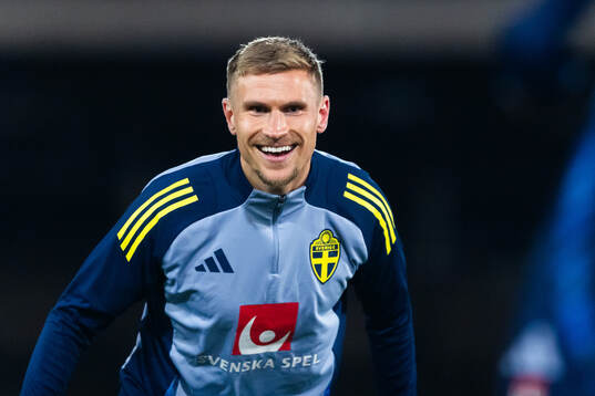 Bläddra bland fler bilder av Football, Nations League, Sweden, Training