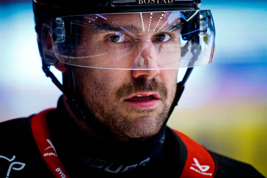 Örebros Ludvig Larsson med mustasch