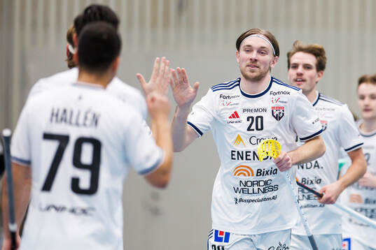 Växjös Jonathan Nilsson jublar