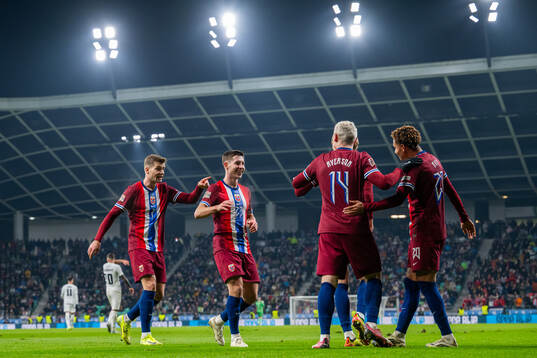 Antonio Nusa of Norway celebrates with teammates Alexander