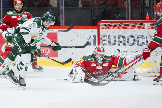 Färjestads Viktor Lodin gör 3-4