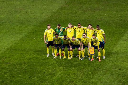 The starting eleven of Sweden pose for a team photo