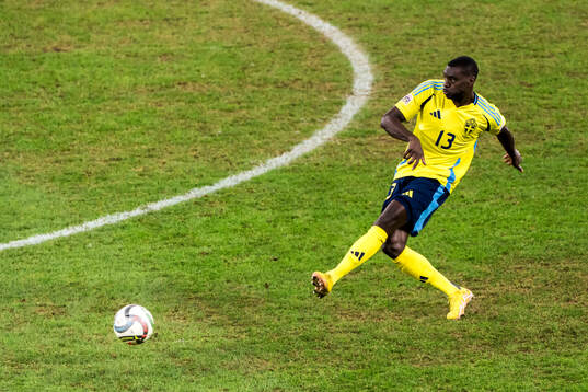 Ken Sema of Sweden