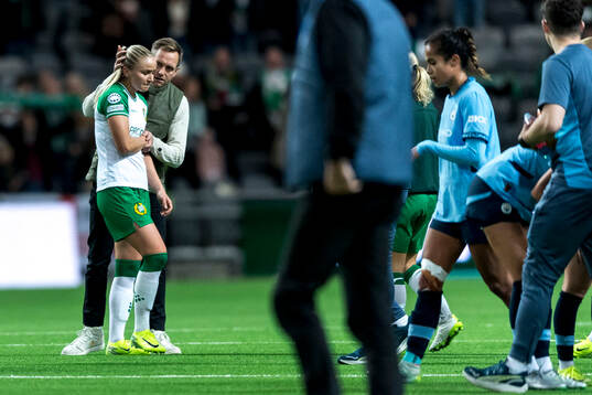 Anna Jøsendal and Head coach Martin Sjögren of Hammarby