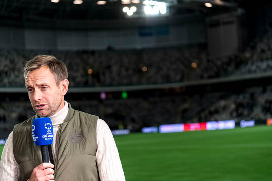 Head coach Martin Sjögren of Hammarby is being interviewed