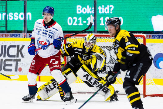 Västerås målvakt Rasmus Korhonen och Oskarshamns Hampus