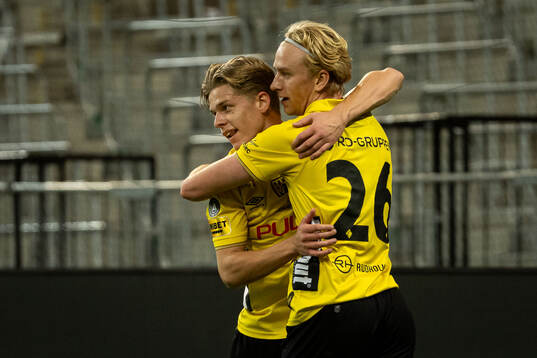 Elfsborgs Ludvig Richtnér jublar med Gottfrid Rapp