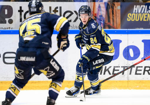 HV71s Oscar Fisker Molgaard