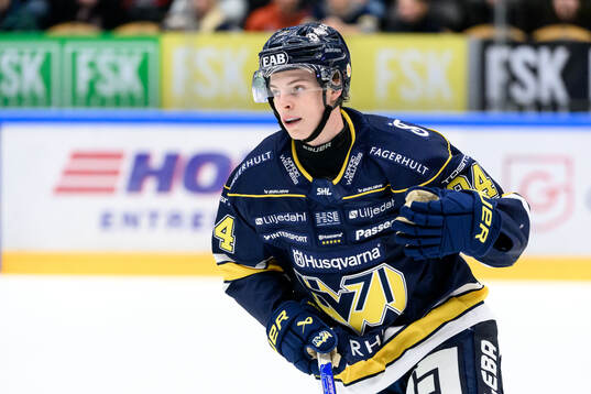HV71s Oscar Fisker Molgaard