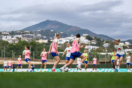 Sofia Jakobsson and Amanda Nildén of the Swedish women's