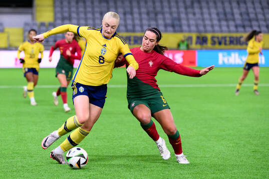 Wilma Leidhammar of Sweden and Ana Albuquerque of Portugal