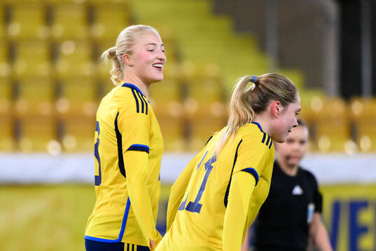 Wilma Leidhammar of Sweden celebrates