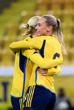 Ellen Wangerheim of Sweden celebrates