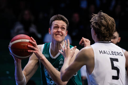 Södertäljes Nick Spires