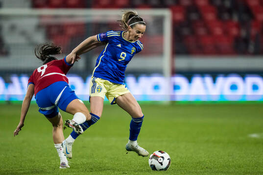 Kosovare Asllani of Sweden